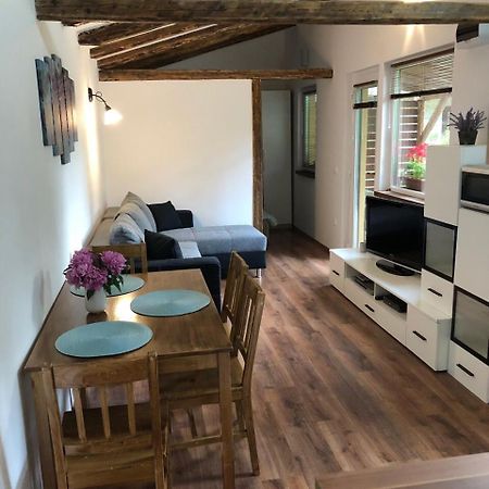 Tulipan Apartman Erlau Exterior foto